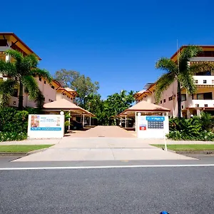 Aparthotel Plaza